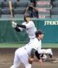　シート打撃で岩崎から左翼線二塁打を放つ小幡（撮影・山口登）