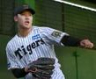 　ブルペンで投げ込む門別（撮影・田中太一）