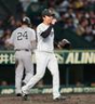 ２回、先制を許す村上（撮影・山口登）