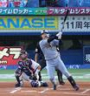 １回、中越えに適時二塁打を放つ大山（撮影・金田祐二）
