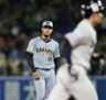 １３日のヤクルト戦で８回、押し出し死球を追加点を許すモレッタ（撮影・田中太一）