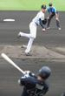 　１回、頓宮を二ゴロに仕留める早瀬（撮影・坂部計介）