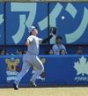 ６回、森下は友杉の飛球を落球し本塁への生還を許す（撮影・山口登）