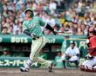 ５回、空振り三振に倒れる森下（撮影・山口登）