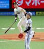 　１回、ソフトバンク・栗原に先制２ランを許す才木（撮影・山口登）