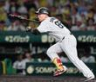 　４日の西武戦で代打適時打を放った嶋村