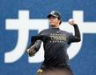 　キャッチボールをする高橋（撮影・田中太一）