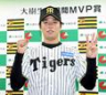 　３カ月連続で「大樹生命月間ＭＶＰ賞」を受賞した高橋（撮影・山口登）