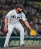 ９回、長岡の併殺の間に同点とされるドリス（撮影・西田忠信）