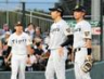 　３回、山川に満塁弾を浴び、この回１２失点目を喫した茨木（中央）＝撮影・藤丸紘生