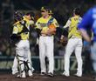 　６回途中、降板する大竹（撮影・山口登）