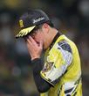 ９回に逆転を許しベンチに戻る才木（撮影・西田忠信）