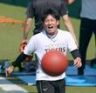 　登板へ向けて調整する伊原（撮影・立川洋一郎）
