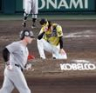 　９回、ダルベックに逆転２ランを許す才木（撮影・山口登）