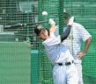 　フリー打撃で快音を響かせる立石（撮影・立川洋一郎）