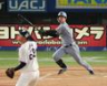　７回、右犠飛を放つ中野（撮影・金田祐二）