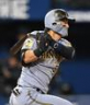 　４回、前川が勝ち越しとなる適時打を放つ