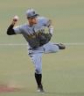 １回、上林の打球を一塁に悪送球する佐藤輝（撮影・西田忠信）