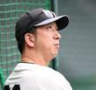 試合前練習を見る藤川監督（撮影・西田忠信）