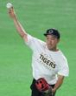 調整する石井（撮影・金田祐二）