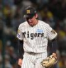 ４回途中から登板し、後続を無失点に抑えた神宮（撮影・西田忠信）