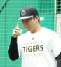 　登板へ向け調整を続ける村上（撮影・西田忠信）