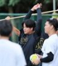 　ストレッチをする高橋