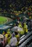 試合中止のアナウンスがあり、場内からは落胆の声が聞かれた（撮影・山口登）