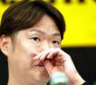 　引退会見でチームへの思いを語る西勇（撮影・田中太一）