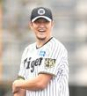 　明るい表情で練習する岩貞（撮影・西田忠信）