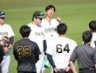 　投手陣へ訓示をする藤川監督