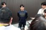 　取材対応をする伊原（撮影・西田忠信）