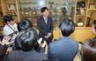 就任する巨人・松井新監督について話す藤川監督（撮影・西岡正）